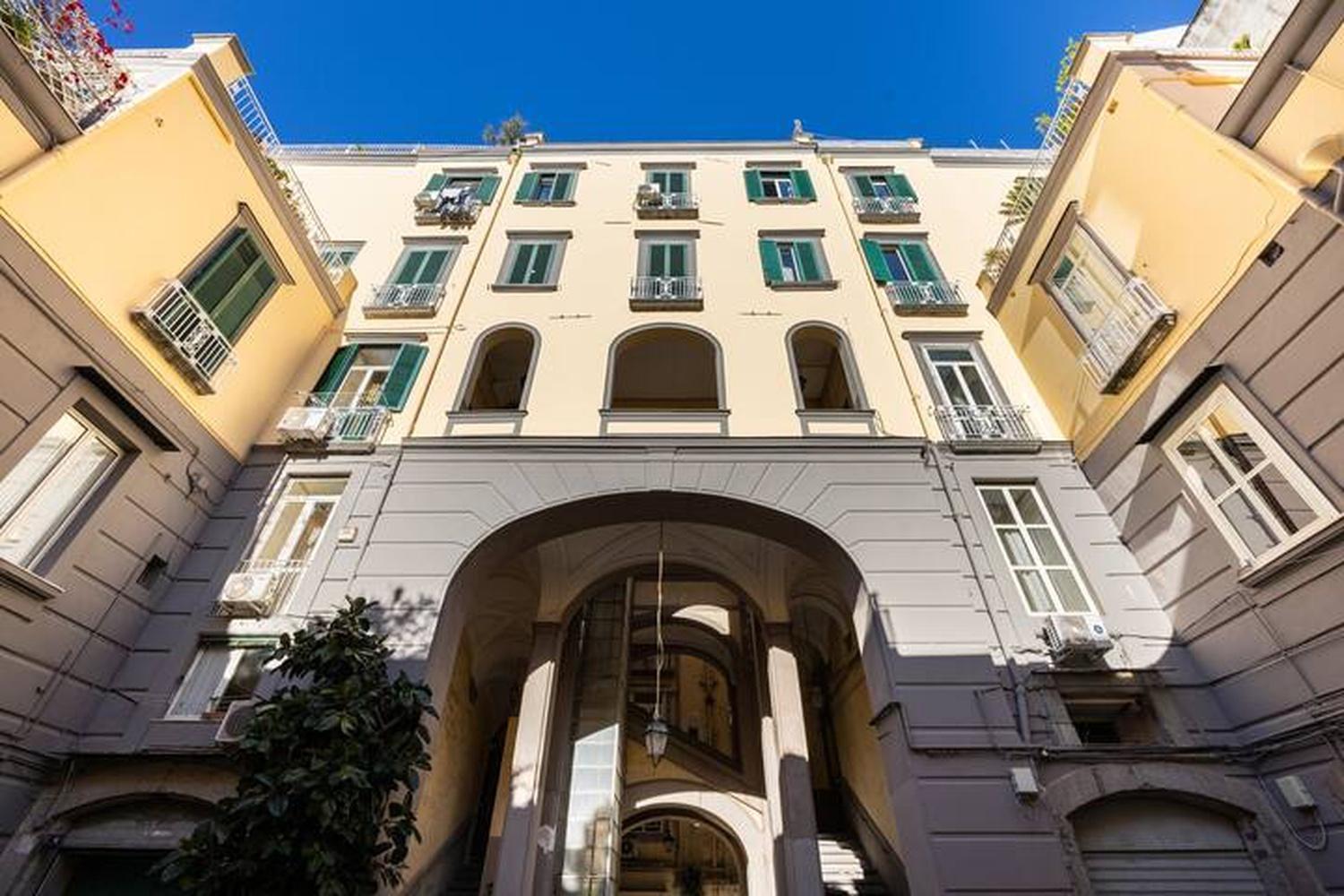 Apartment Duomo Νάπολη Εξωτερικό φωτογραφία
